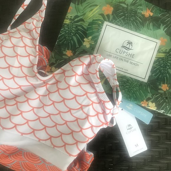 CUPSHE - Beautiful World Print One-piece Swimsuit - Picture 4 of 5